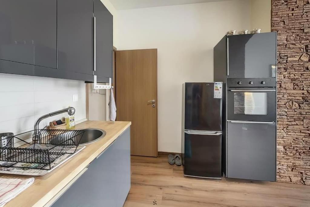 Bright Sunny Apt At Keleti Station,Near Citycenter 布达佩斯 外观 照片